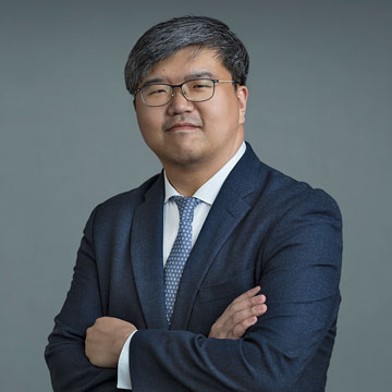 Lee Zhao, MD